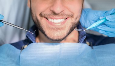 Chipped Tooth Emergency: How to Save and Fix It